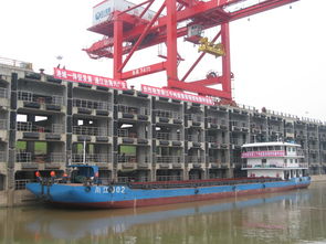 廣安港迎來首艘千噸級貨運班輪，開啟飲料運輸新篇章